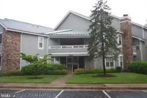 13081 AUTUMN WOODS WAY #101, Fairfax, VA 22033