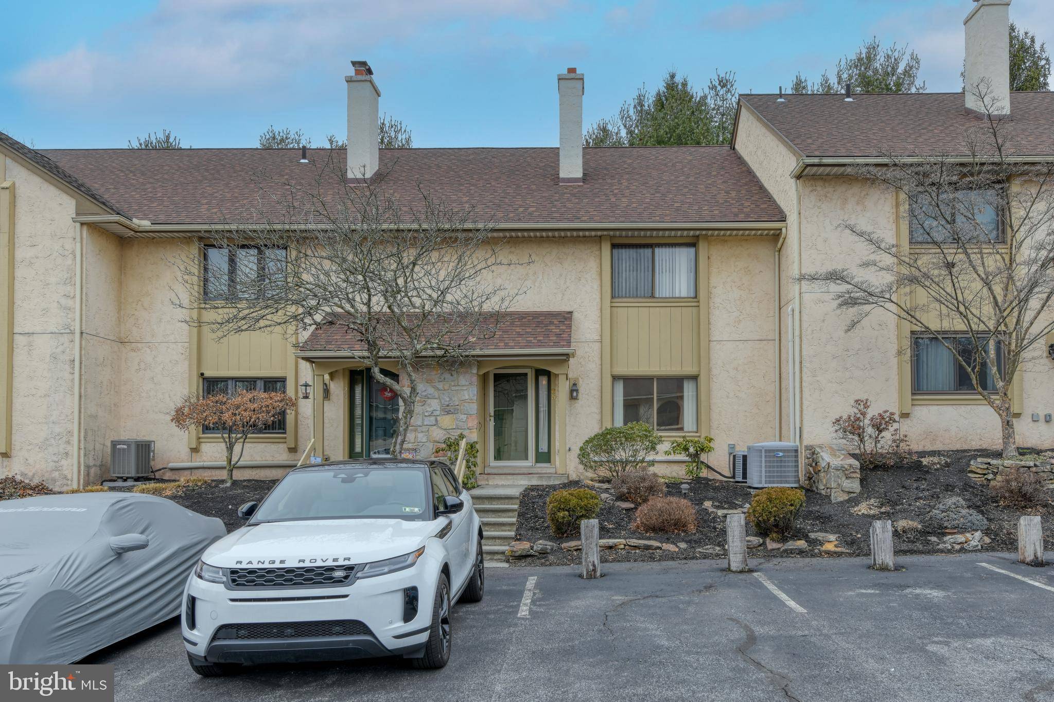25 MUIRFIELD DR, Reading, PA 19607