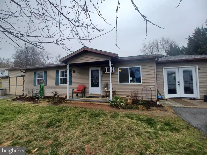 179 EVERGREEN DR, Charles Town, WV 25414