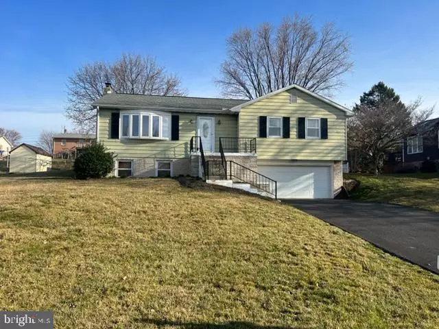 Ephrata, PA 17522,317 SOUTHVIEW DR