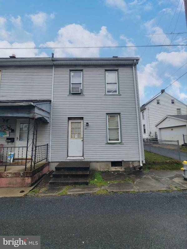 431 JONES ST, Lebanon, PA 17046