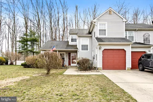 49 EVERGREEN DR, Hightstown, NJ 08520