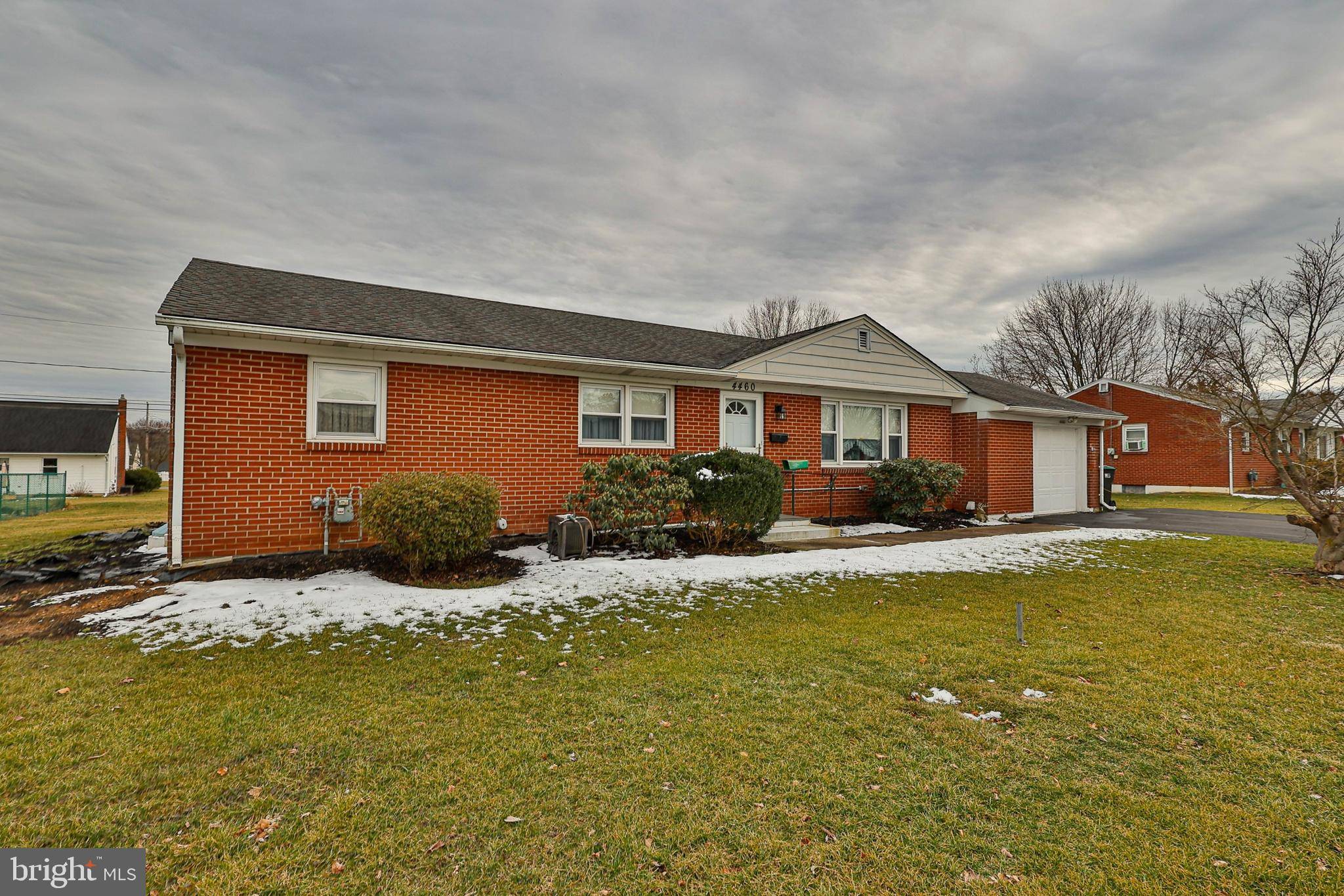 Easton, PA 18045,4460 CHARLES ST