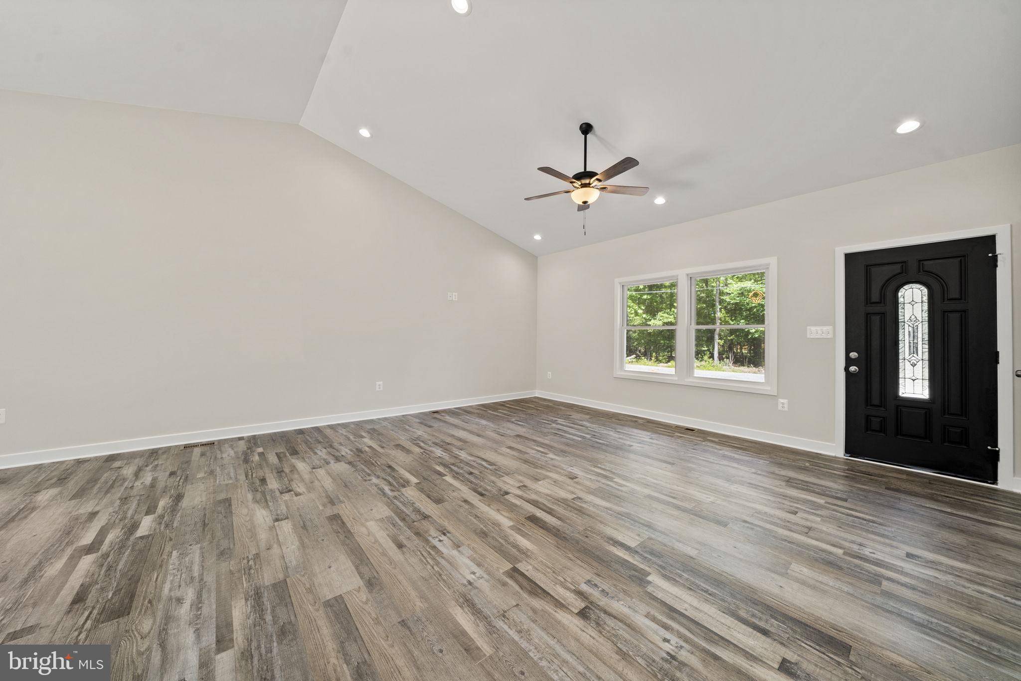 Colonial Beach, VA 22443,354 WOODBINE DR