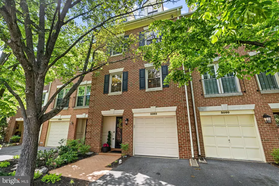 3562 S GEORGE MASON DR #15, Alexandria, VA 22302