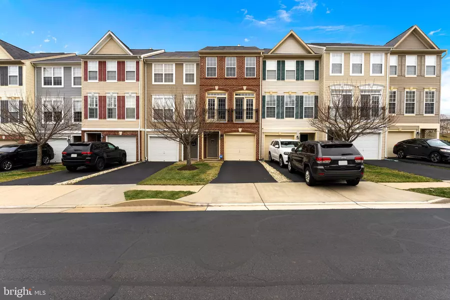 15597 JOHN DISKIN CIR, Woodbridge, VA 22191