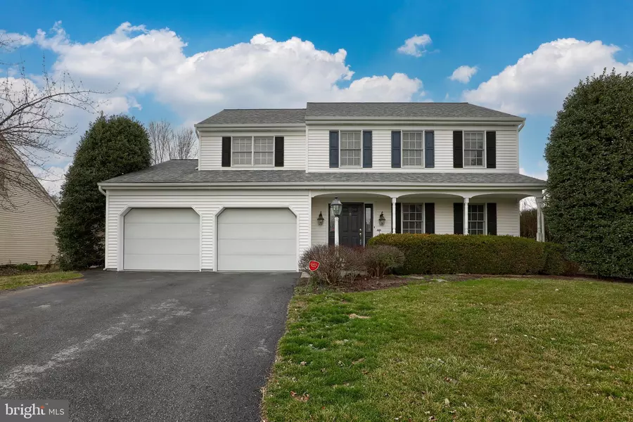 1039 WHITEMARSH DR, Lancaster, PA 17601