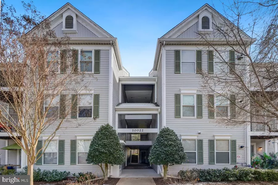 10022 VANDERBILT CIR #4-13, Rockville, MD 20850