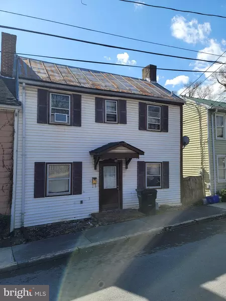 127 E GERMAIN ST, Winchester, VA 22601