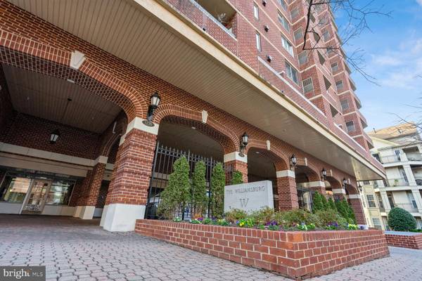 1276 N WAYNE ST #900, Arlington, VA 22201