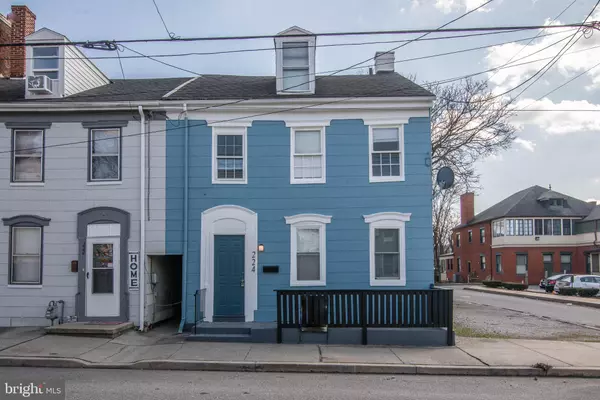 224 W COLLEGE AVE, York, PA 17401