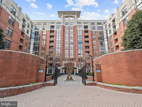 1021 N GARFIELD ST #734, Arlington, VA 22201