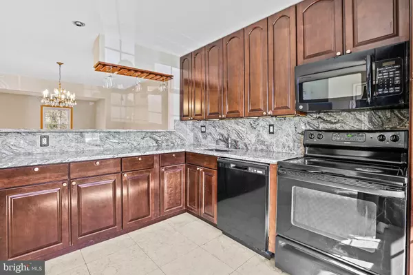 Annandale, VA 22003,4544 MAXFIELD DR