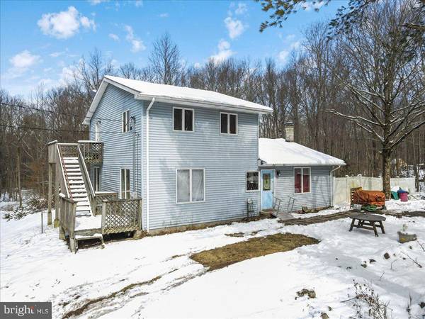 2605 BEANPOLE RD, East Stroudsburg, PA 18302