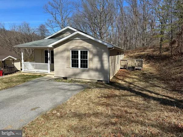 Hedgesville, WV 25427,128 PRISCILLA ST