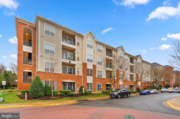 4860 EISENHOWER AVE #378, Alexandria, VA 22304