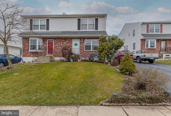 207 SUMMIT AVE, Glenolden, PA 19036