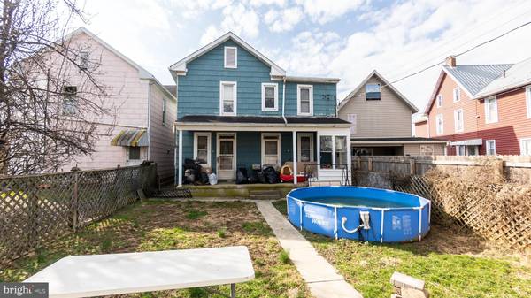 Hanover, PA 17331,157 3RD ST