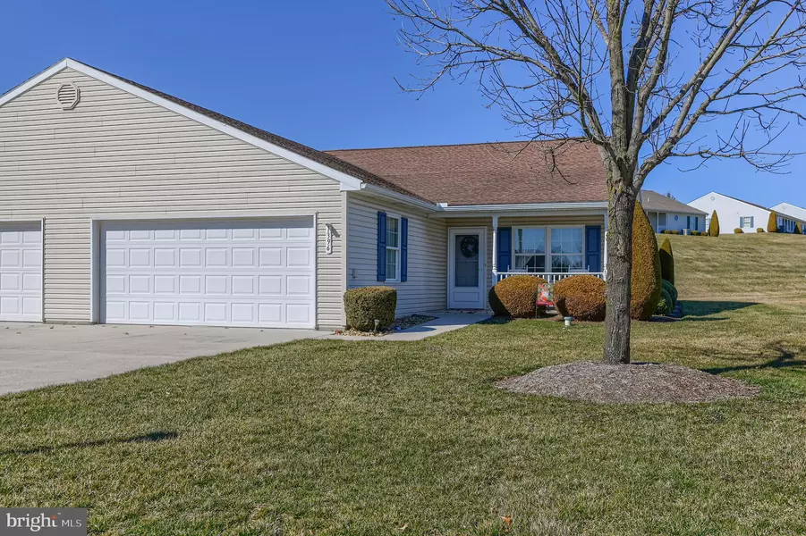 1396 VILLAGE DR, Spring Grove, PA 17362