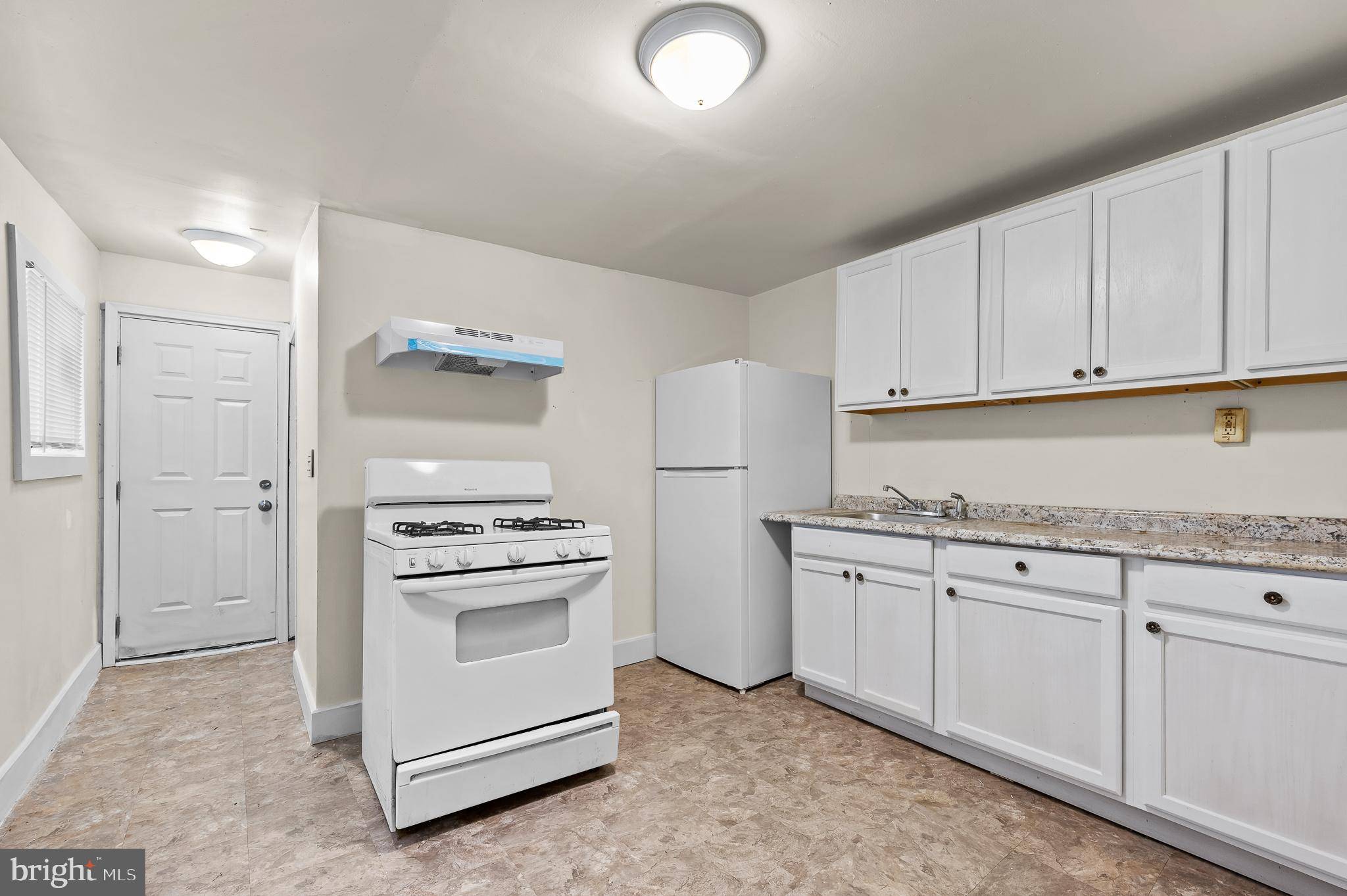 Wilmington, DE 19801,825 W 4TH ST