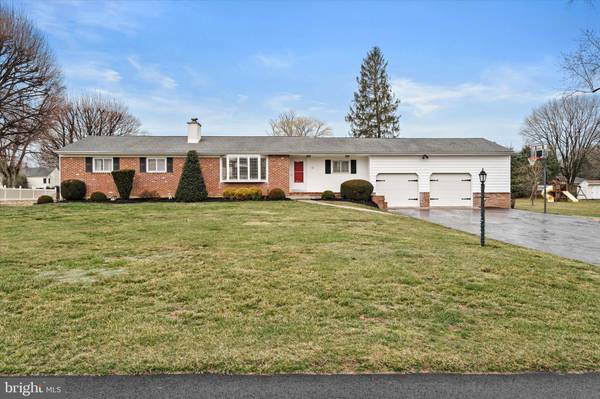 13 FAIRVIEW RD, Robbinsville, NJ 08691