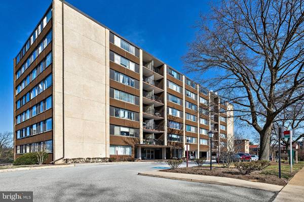 4401 CHERRY HILL RD #67, Arlington, VA 22207