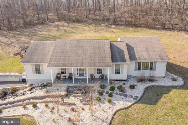 574 HEAVENLY DR, Hedgesville, WV 25427