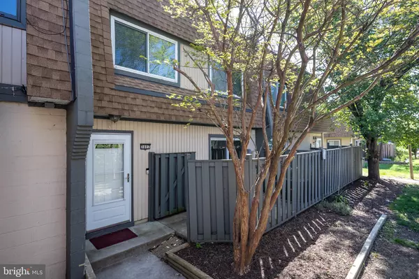 3807 MIRAMONTE PL #110C, Alexandria, VA 22309