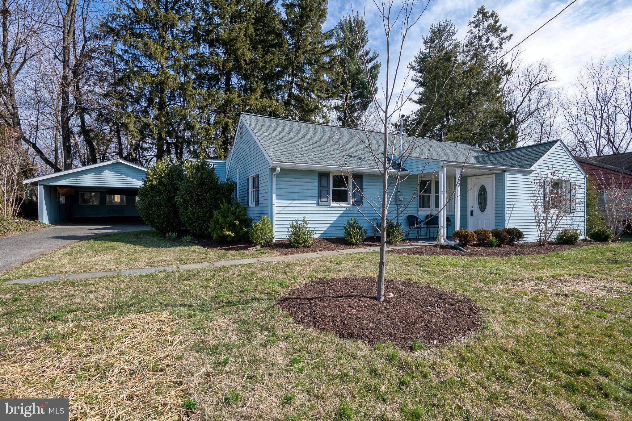 333 CEDAR LN, Mount Joy, PA 17552
