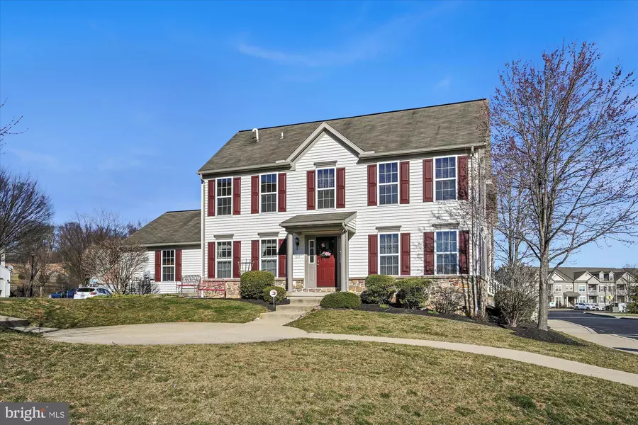 615 CREEKSIDE LN, Lititz, PA 17543