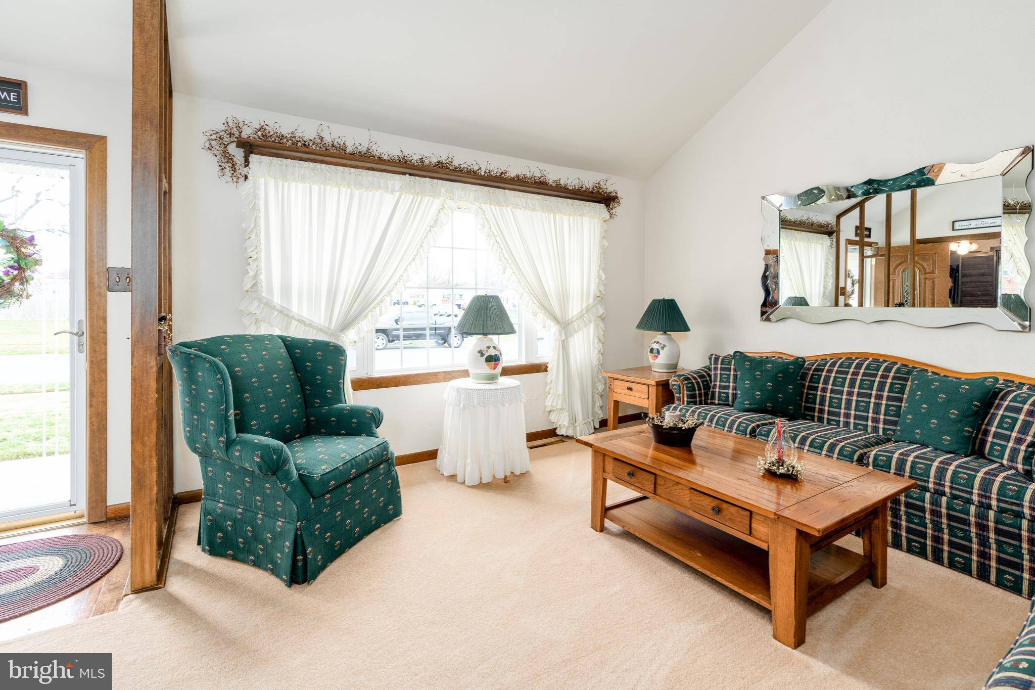 Newark, DE 19713,601 ILSE DR