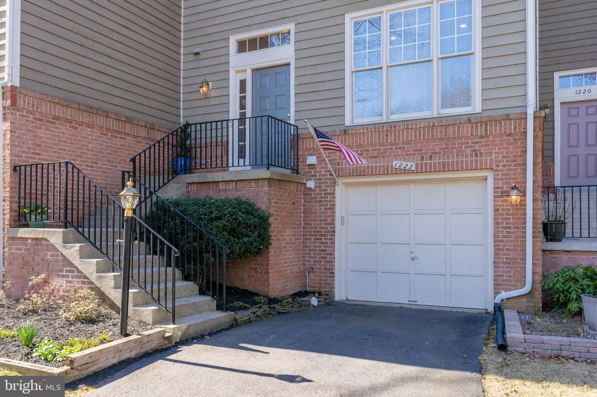 Reston, VA 20194,1222 WEATHERSTONE CT