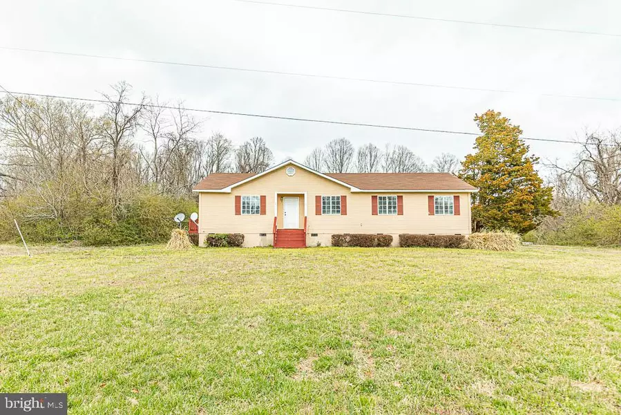 473 LOWE DR, Hague, VA 22469