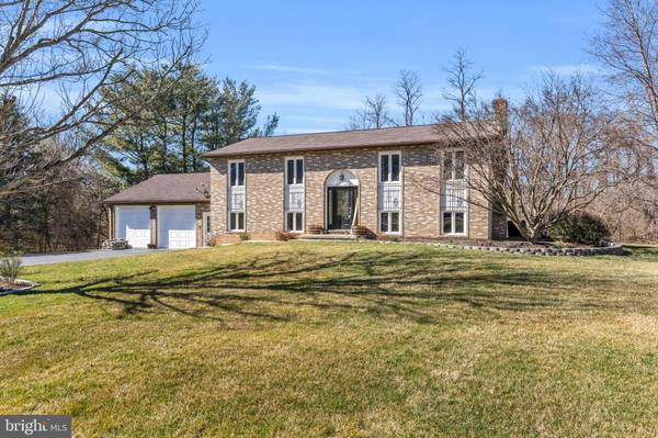 40 STONE LEDGE RD, Newville, PA 17241