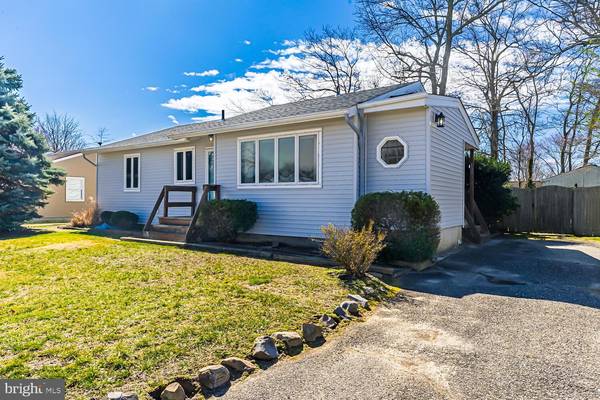 105 SENECA LAKE DR, Little Egg Harbor Twp, NJ 08087