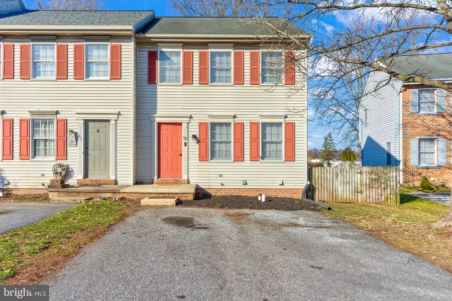 58 CRANFIELD CT, Elizabethtown, PA 17022