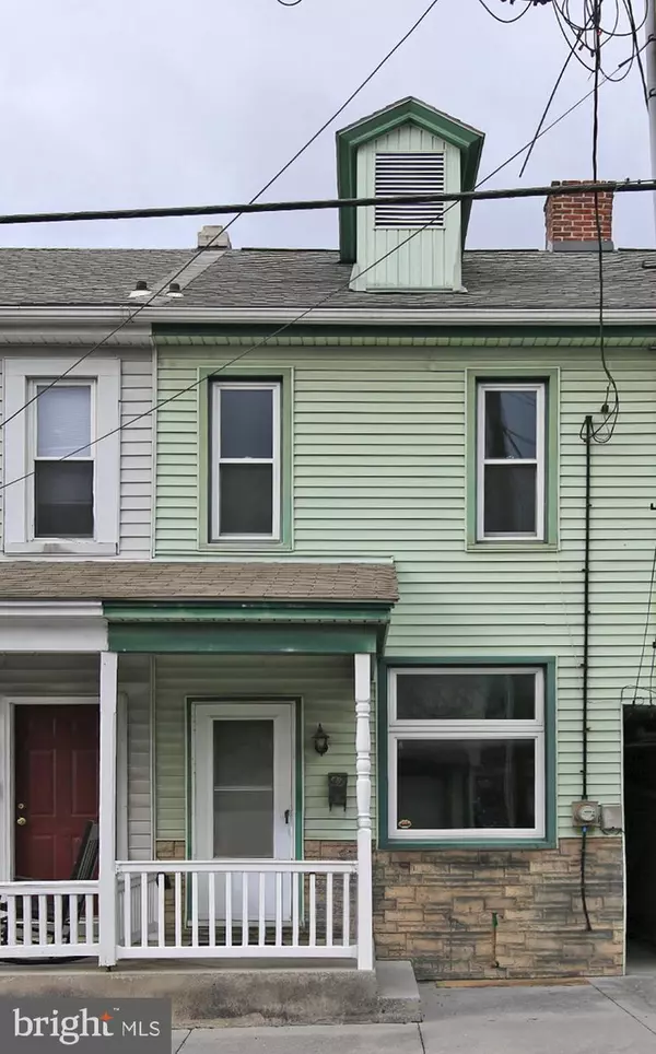 47 WALTON ST, Lebanon, PA 17042