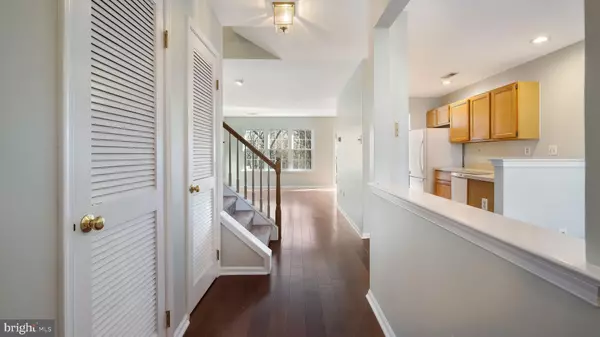 2403 LYNBROOKE DR Yardley, PA 19067