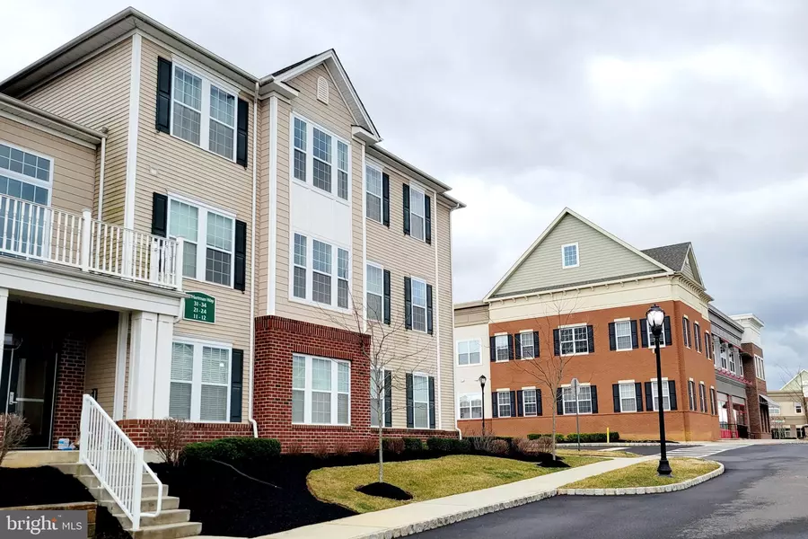 30 HARTMAN WAY #24, Chesterfield, NJ 08515