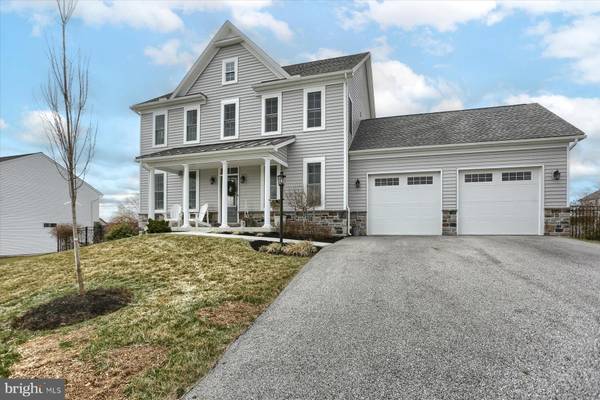 15 BAYBERRY RD, Carlisle, PA 17013