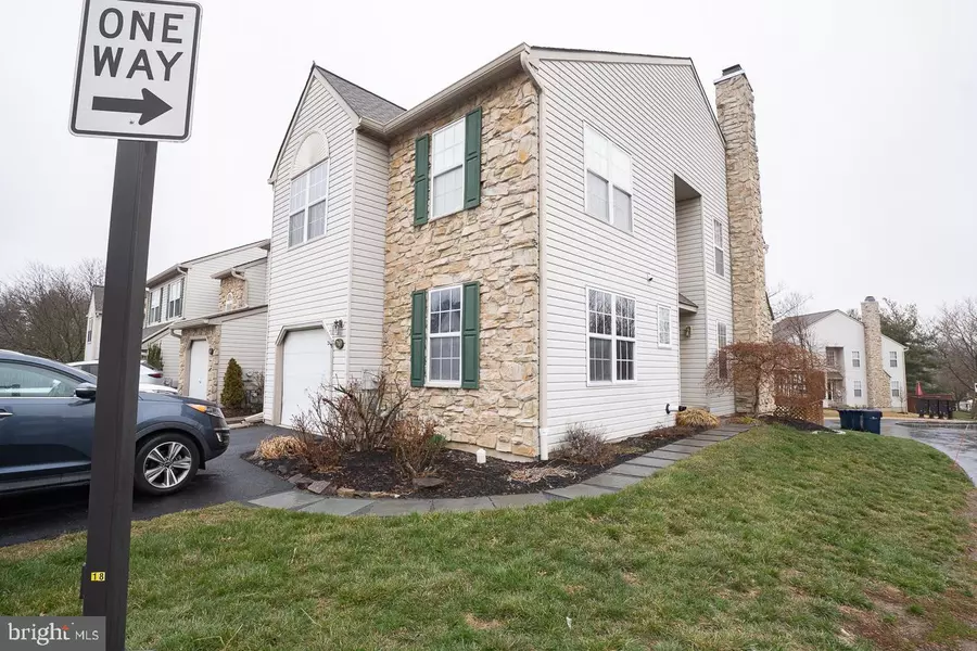 70 BRISTOL CT, Norristown, PA 19403