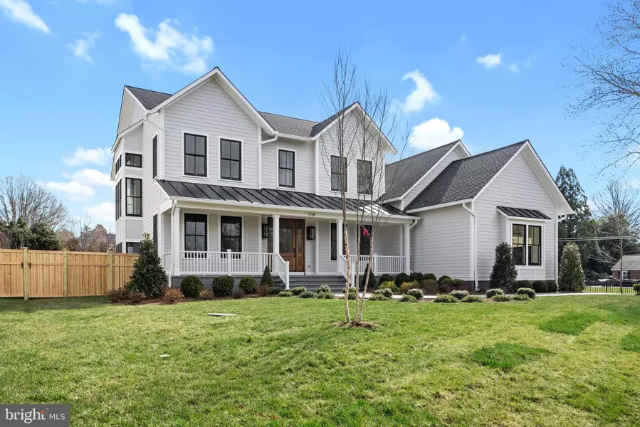 1118 CEDAR DALE LN, Alexandria, VA 22308