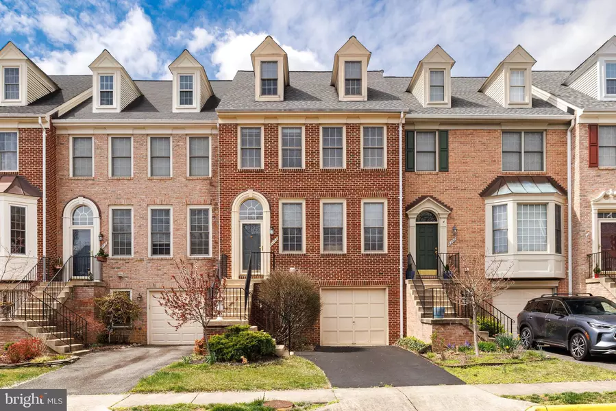 6245 WINDHAM HILL RUN, Alexandria, VA 22315