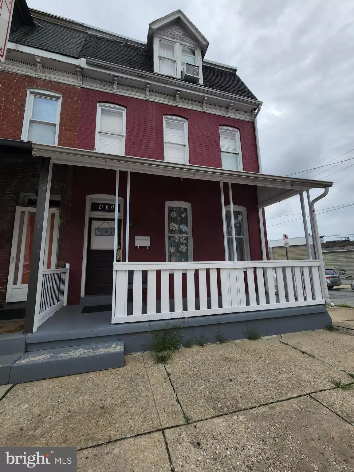 York, PA 17401,403 JUNIPER ST