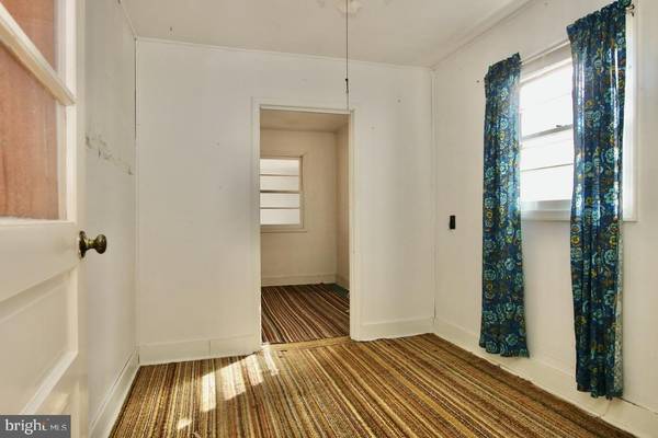 Sperryville, VA 22740,6 ROCKY LEDGE LN