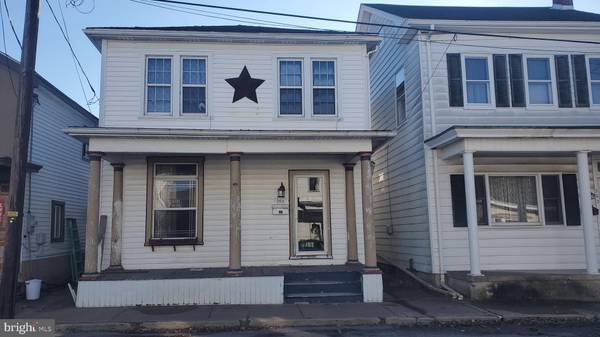 562 N 2ND ST, Lykens, PA 17048