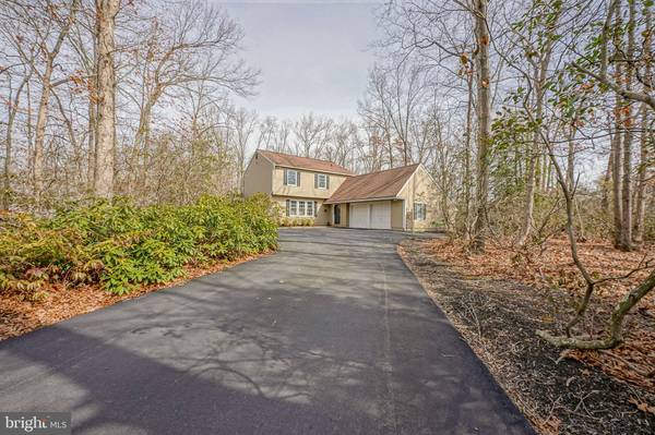 146 MEETINGHOUSE LN, Shamong, NJ 08088