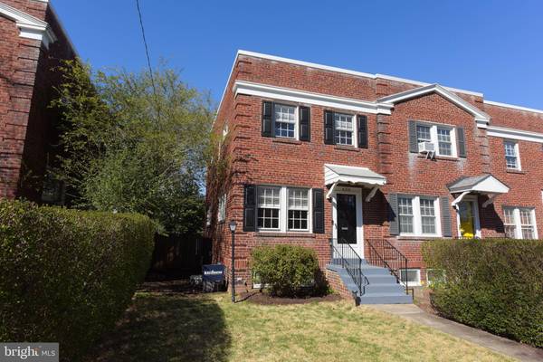 430 E NELSON AVE, Alexandria, VA 22301