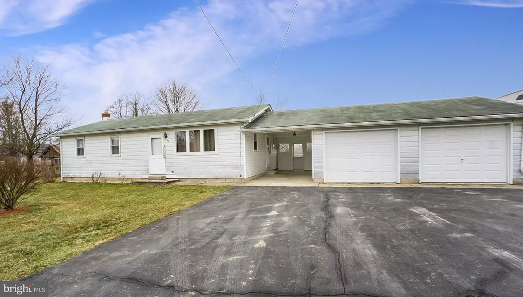 140 PENN ST, Lehighton, PA 18235