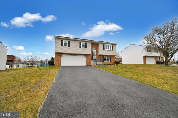 434 APPALOOSA WAY, Red Lion, PA 17356